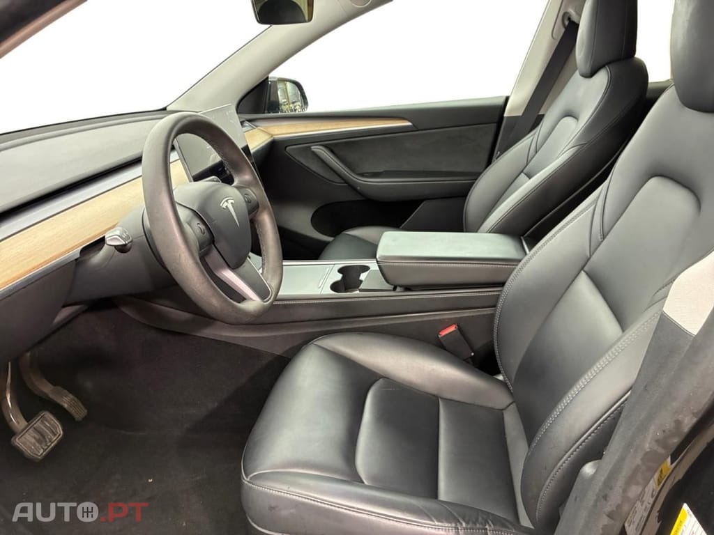 Tesla Model Y Long Range Dual Motor AWD