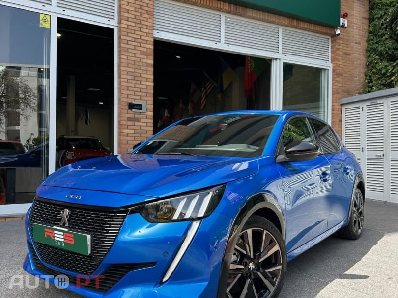 Peugeot 208 1.2 PureTech GT EAT8