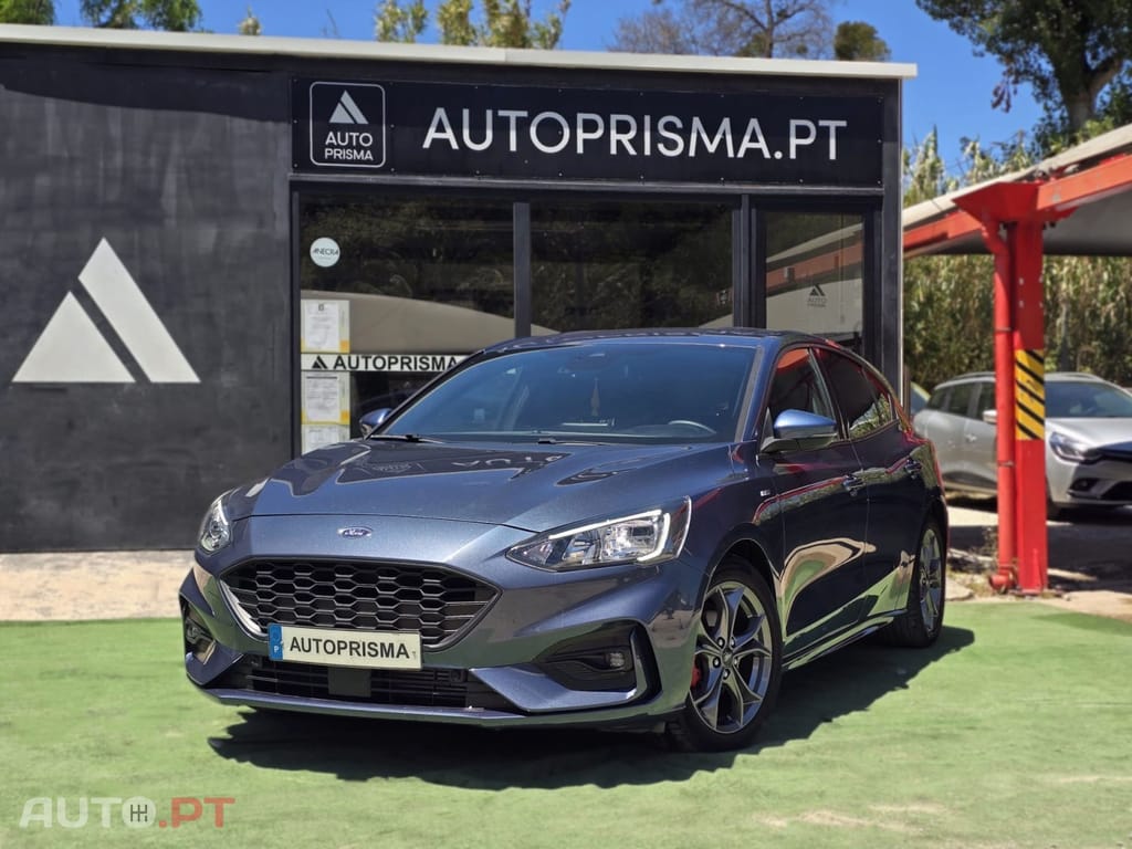 Ford Focus 1.0 EcoBoost Hybrid ST-LINE