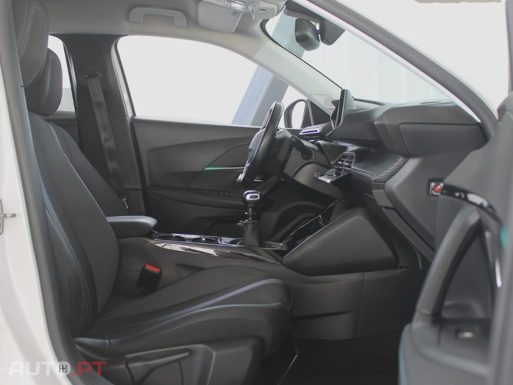 Peugeot 2008 1.5 BlueHDi Allure
