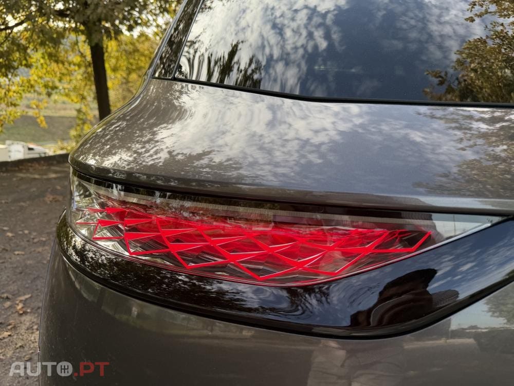 DS DS7 Crossback E-Tense Performance Line+ EAT8