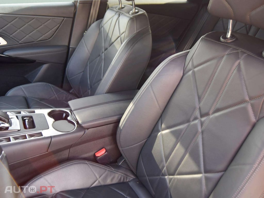 DS DS7 E-Tense Rivoli EAT8