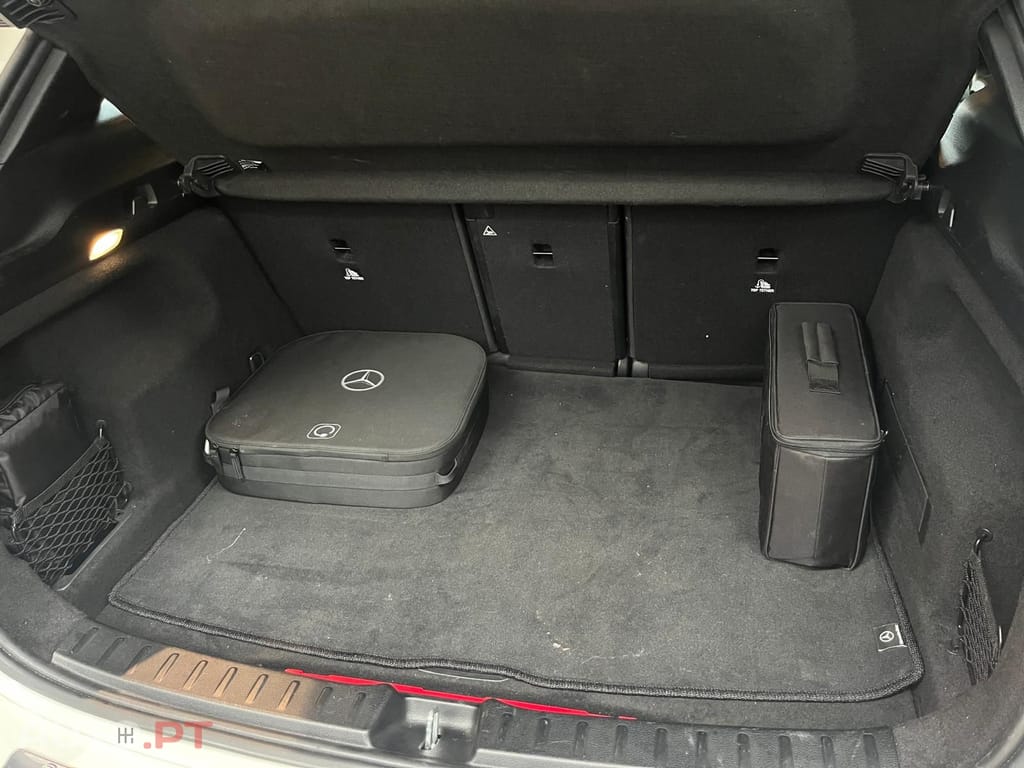 Mercedes-Benz GLA 250 e AMG LINE