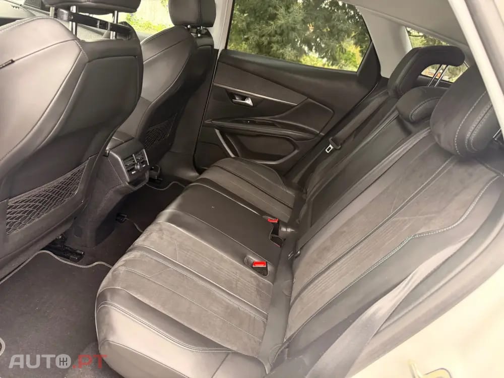 Peugeot 3008 1.6 BlueHDi Crossway EAT6