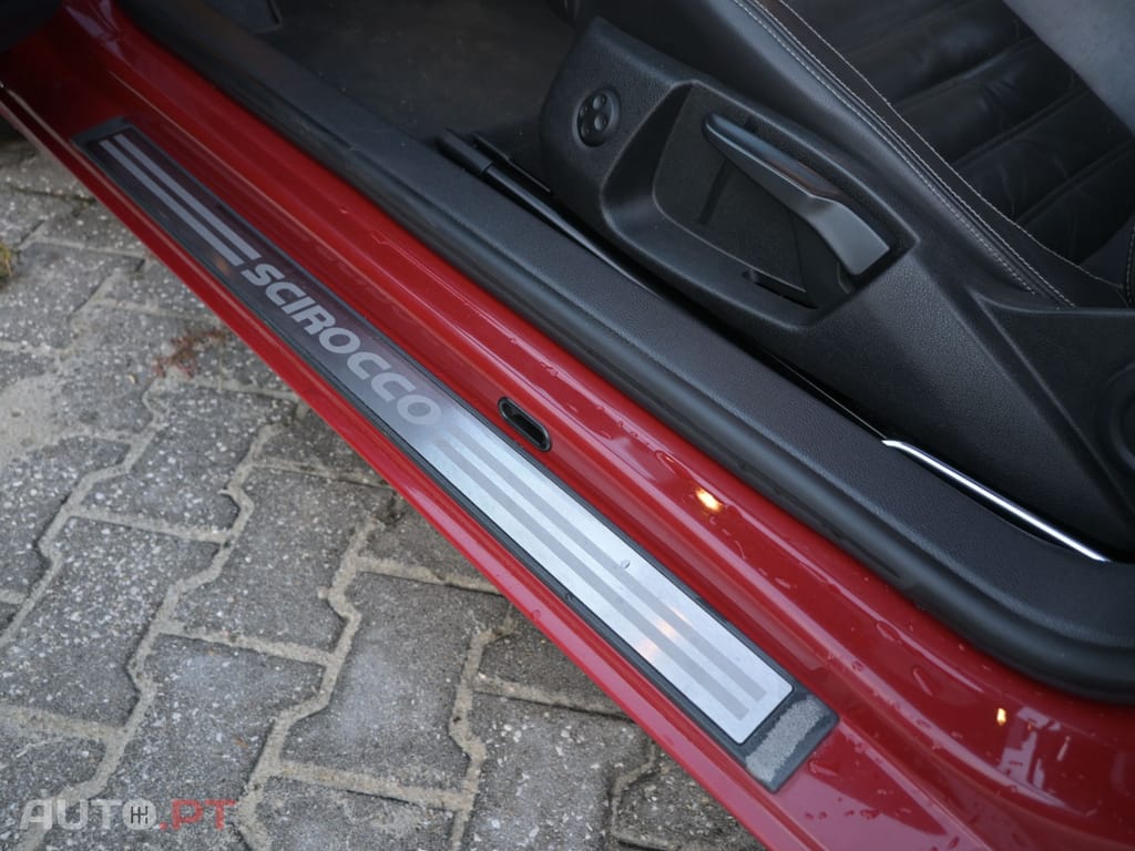 Volkswagen Scirocco 1.4 TSI 160cv DSG — Sport Edition