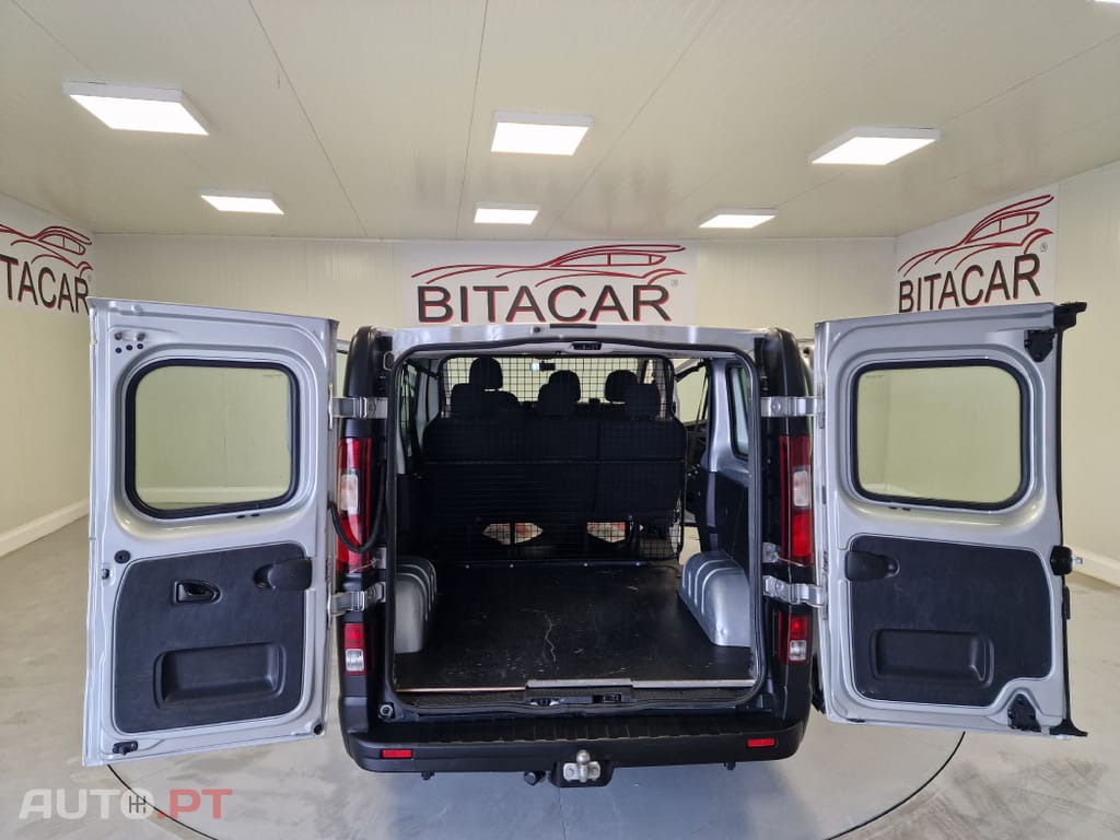 Opel Vivaro COMBI 1.6 CDTI L1H1 APENAS 28.000KMS