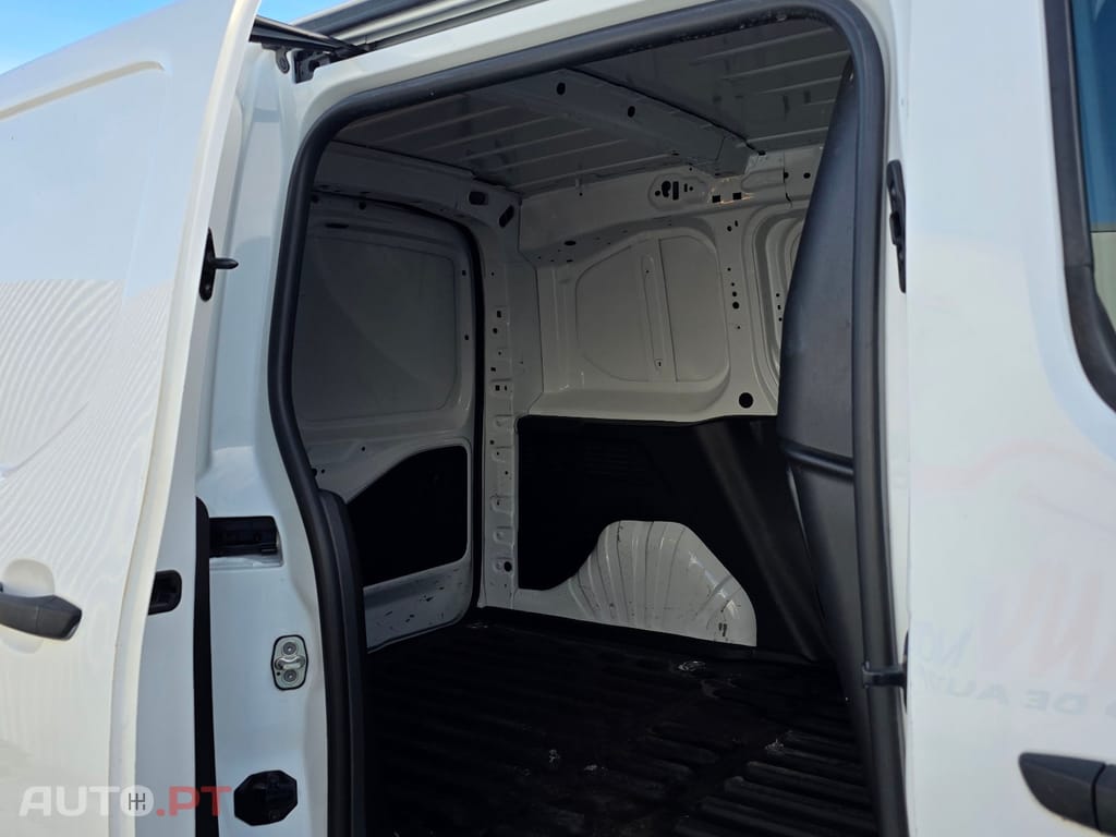 Peugeot Partner 1.6 BlueHDi L1 Pro