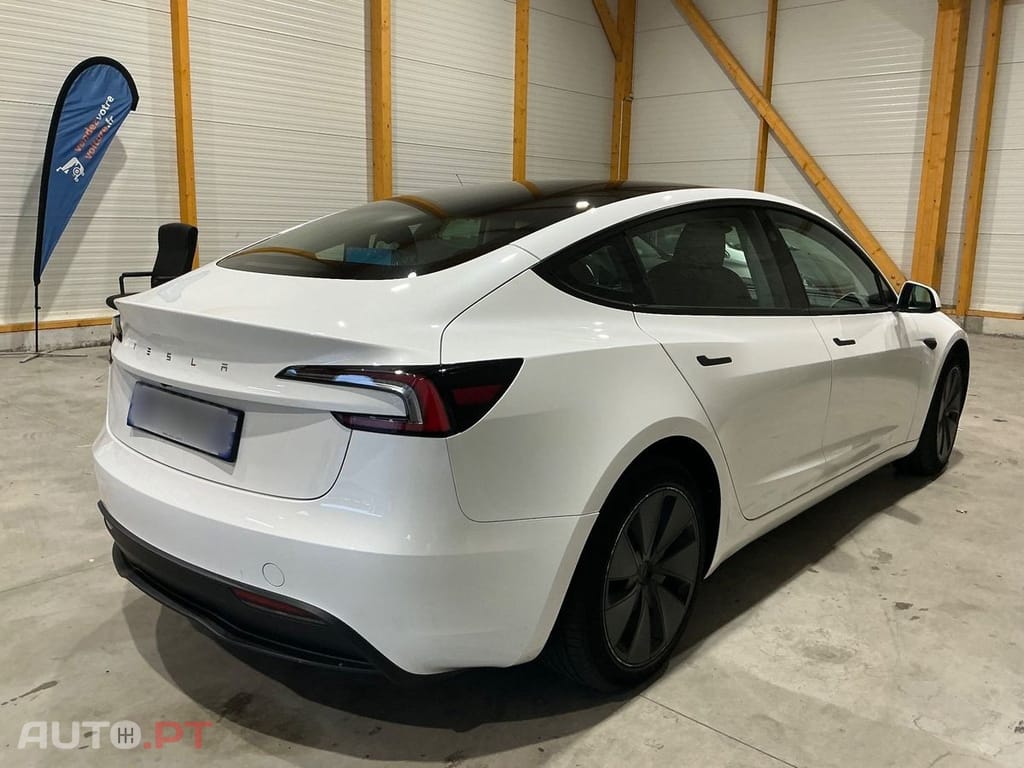 Tesla Model 3 Tração Traseira Premium