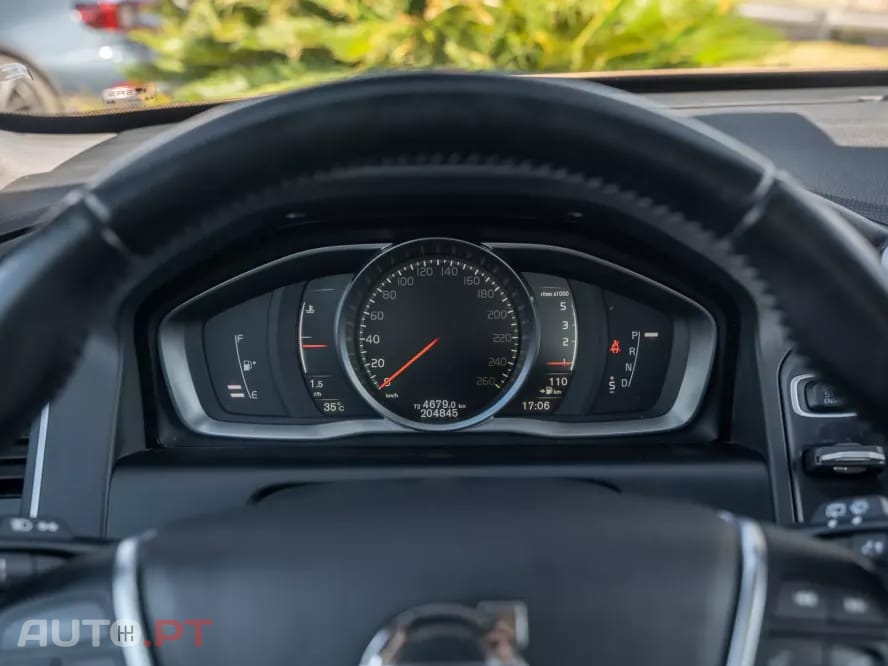 Volvo XC60 2.0 D3 Summum Geartronic