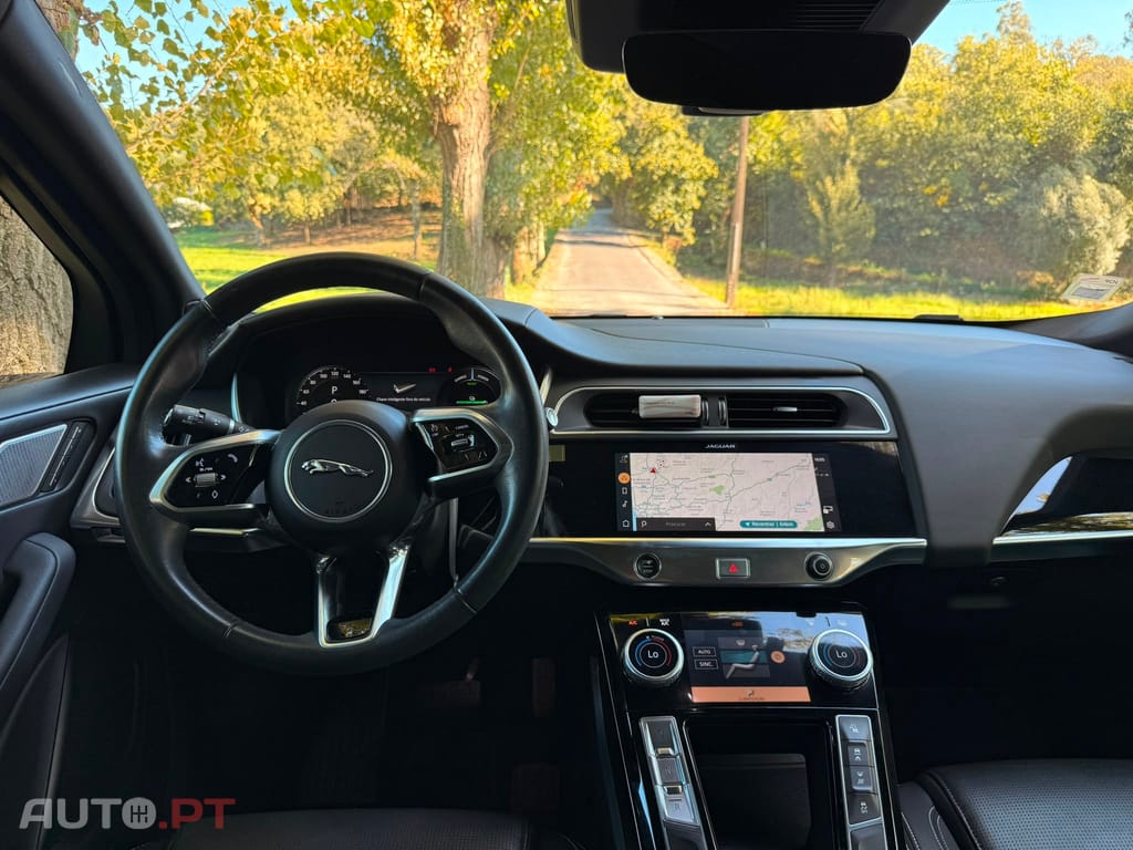 Jaguar I-Pace EV400 AWD