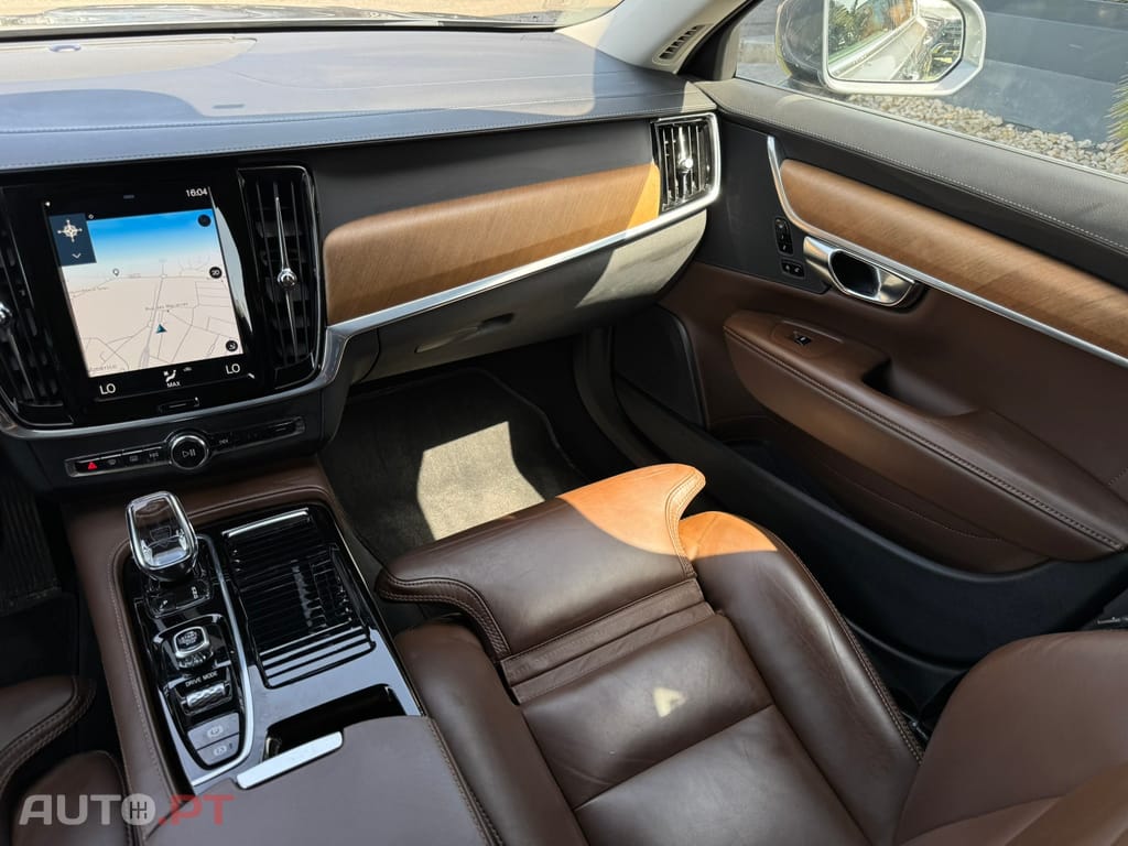 Volvo V90 2.0 T8 Inscription AWD Geartronic