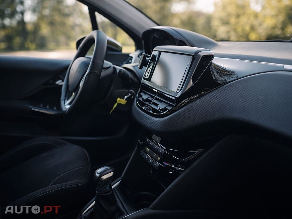 Peugeot 208 1.6 BlueHDi Allure