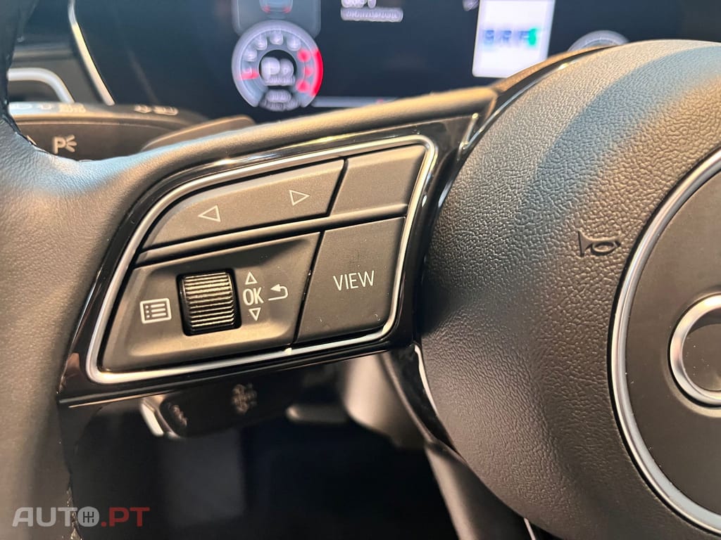 Audi A4 Avant 35 TFSI HYBRID  Attraction