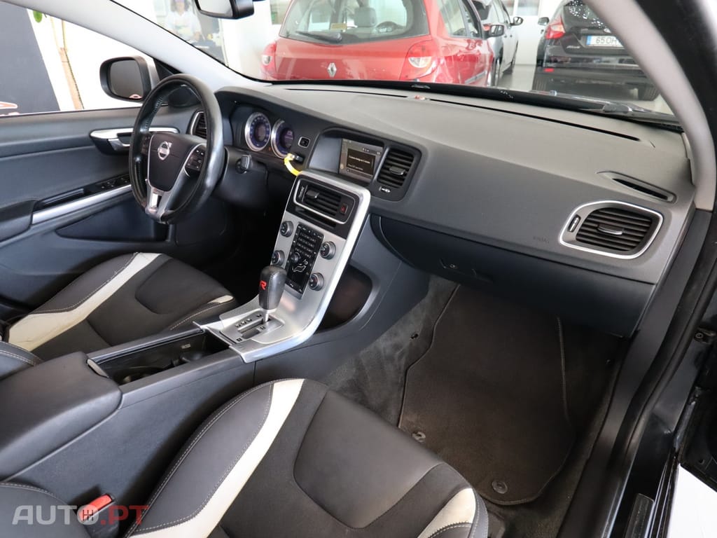 Volvo S60 2.0 D4 R-Design S/S Geartronic