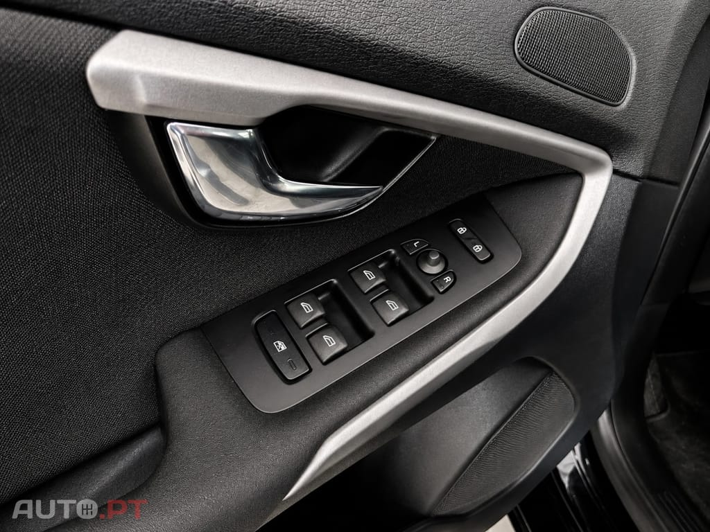 Volvo V40 1.6 D2 Momentum