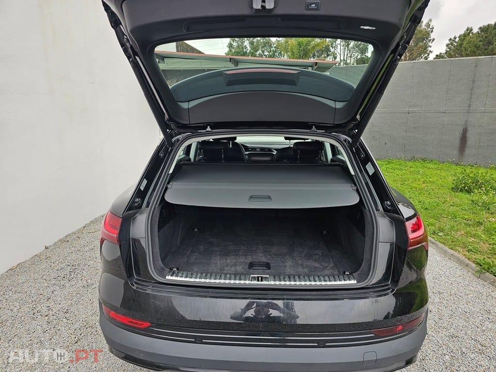 Audi E-Tron 55 quattro