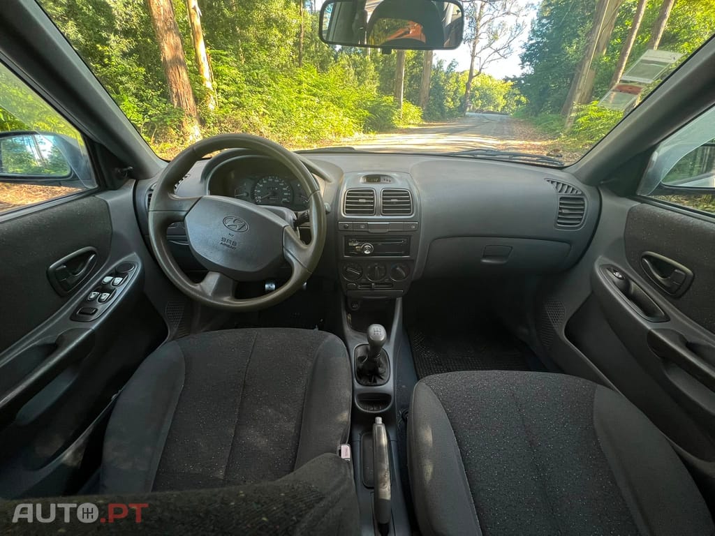 Hyundai Accent 1.3 Confort