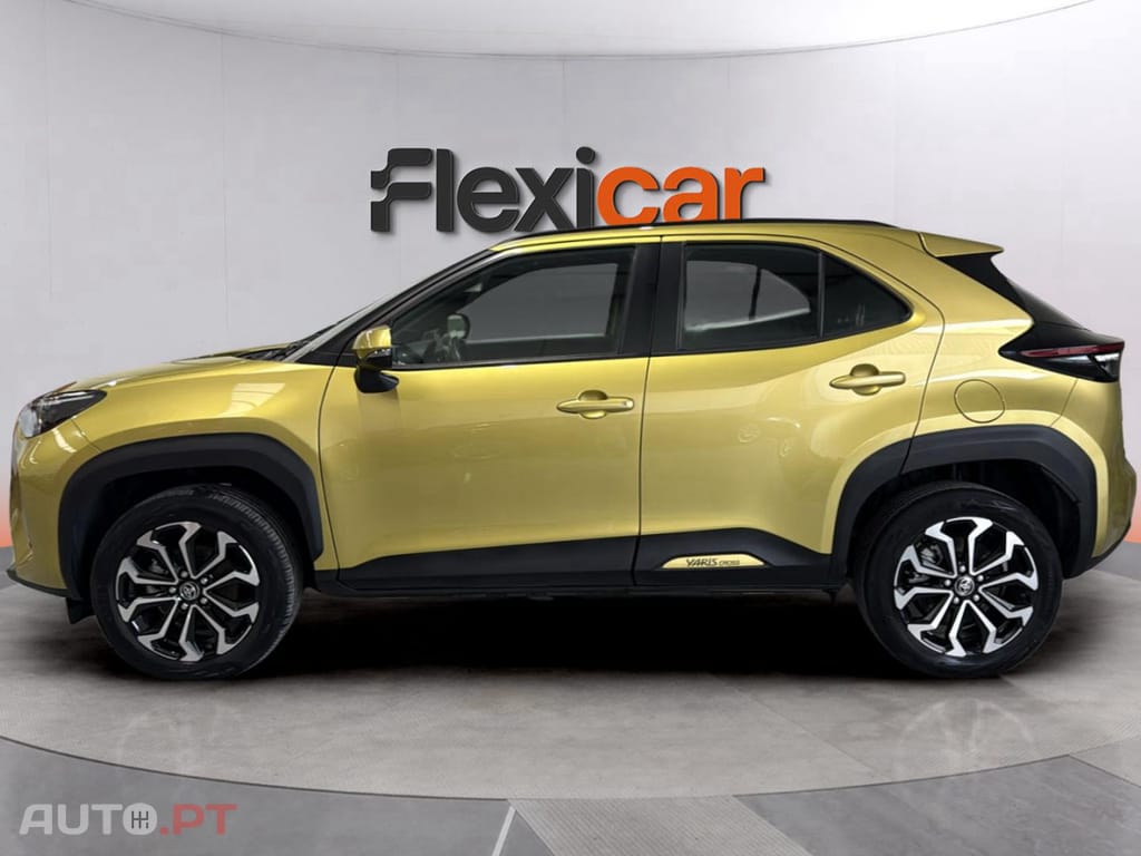 Toyota Yaris Cross 1.5 HDF Square Collection