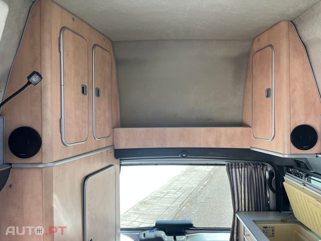 Ford Transit Outro
