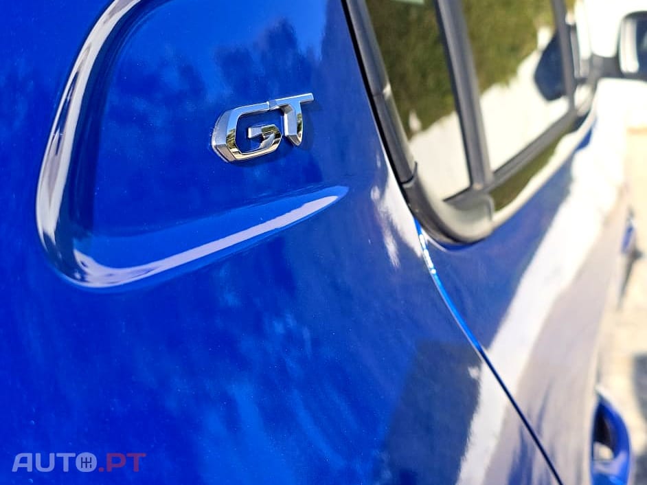 Peugeot 208 1.2 Puretech GT EAT8