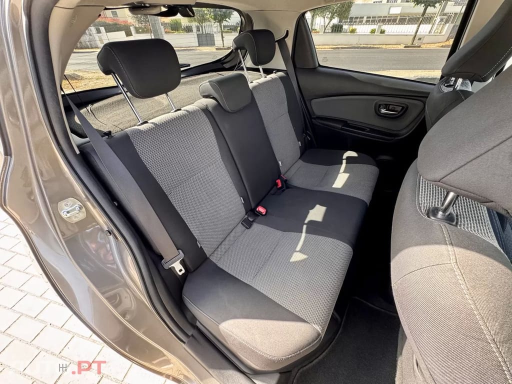 Toyota Yaris 1.5 HSD Sport+Navi