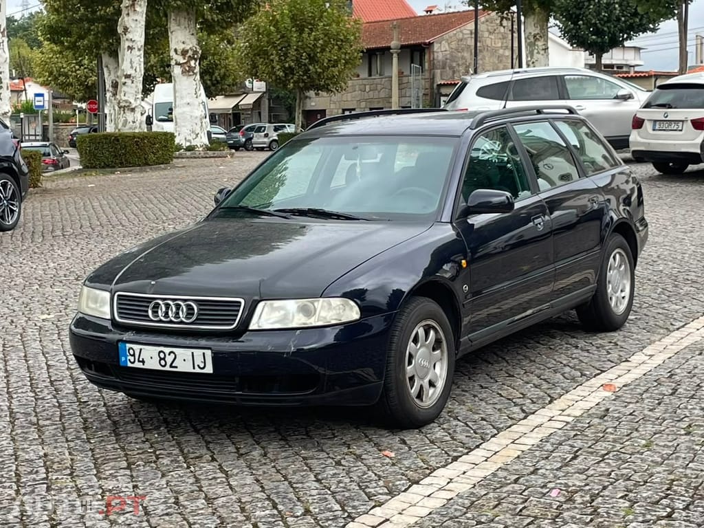 Audi A4 Avant 1.9 TDI Attraction