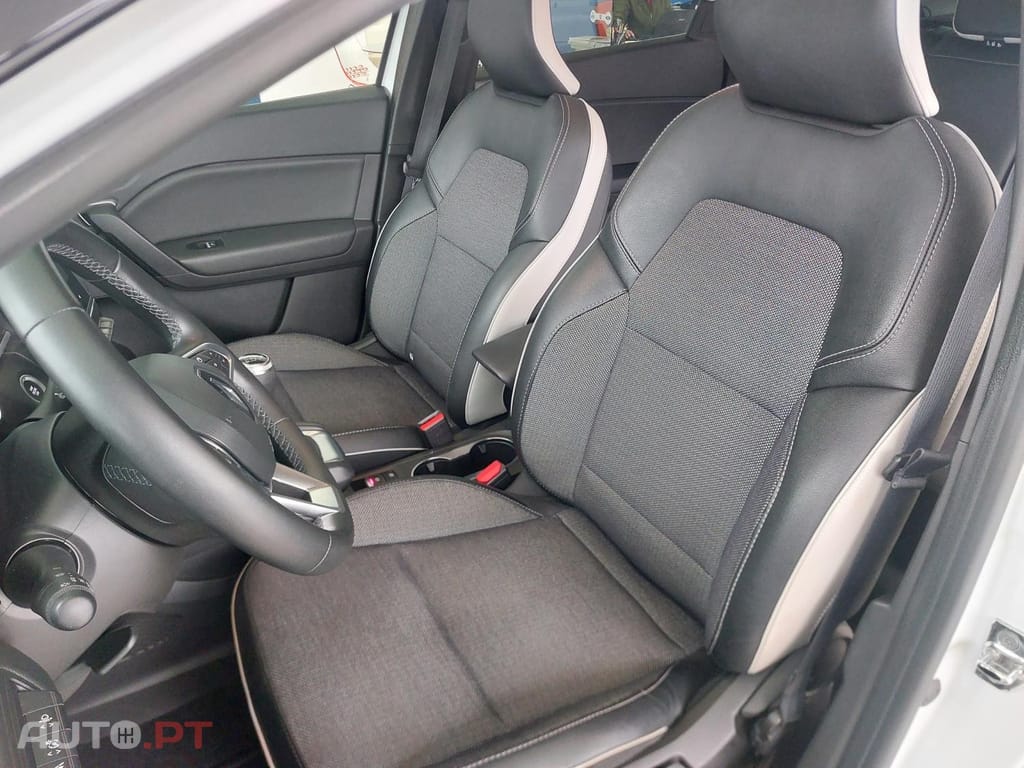 Renault Captur 1.0 TCe Intens Bi-Fuel