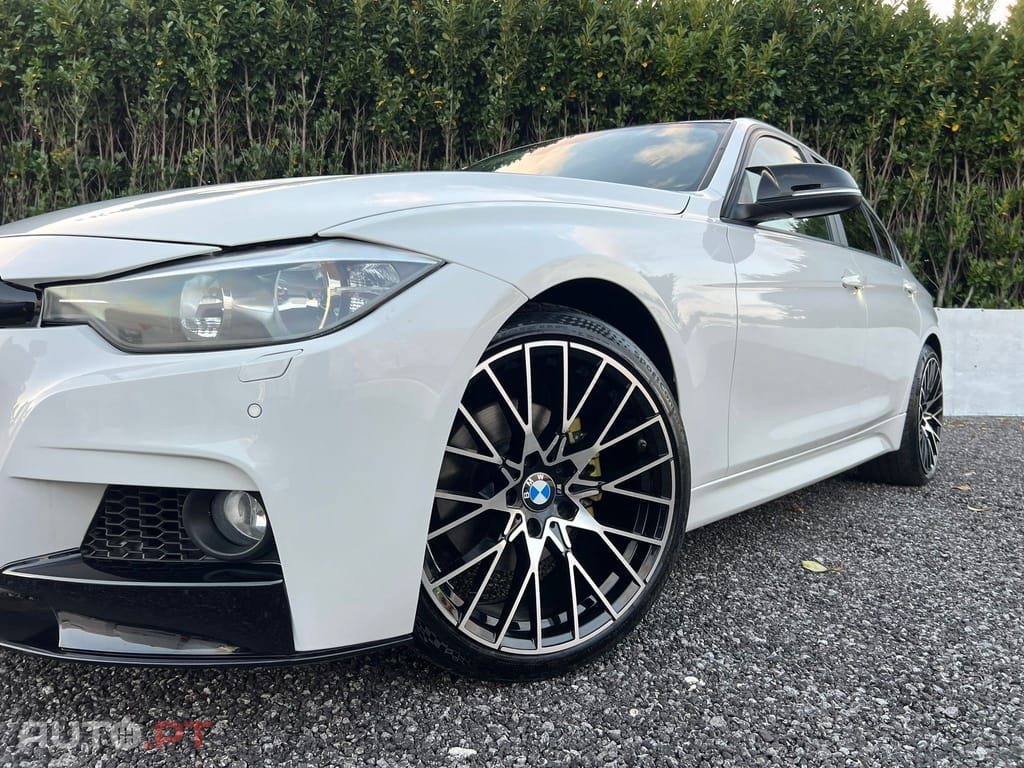 BMW 328 i Auto Line Sport