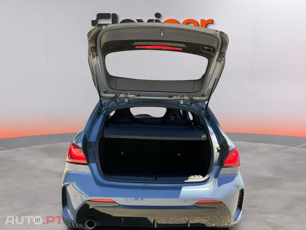 BMW 118 i Pack Desportivo M Auto