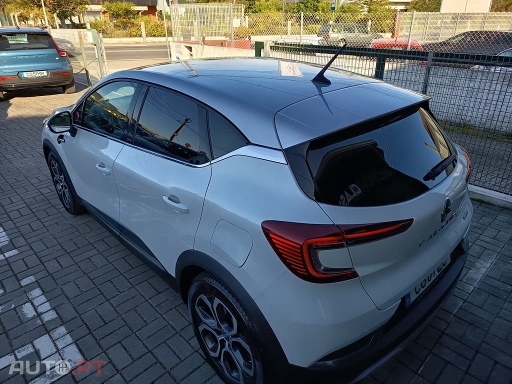Renault Captur 1.6 E-Tech Plug-In Intens