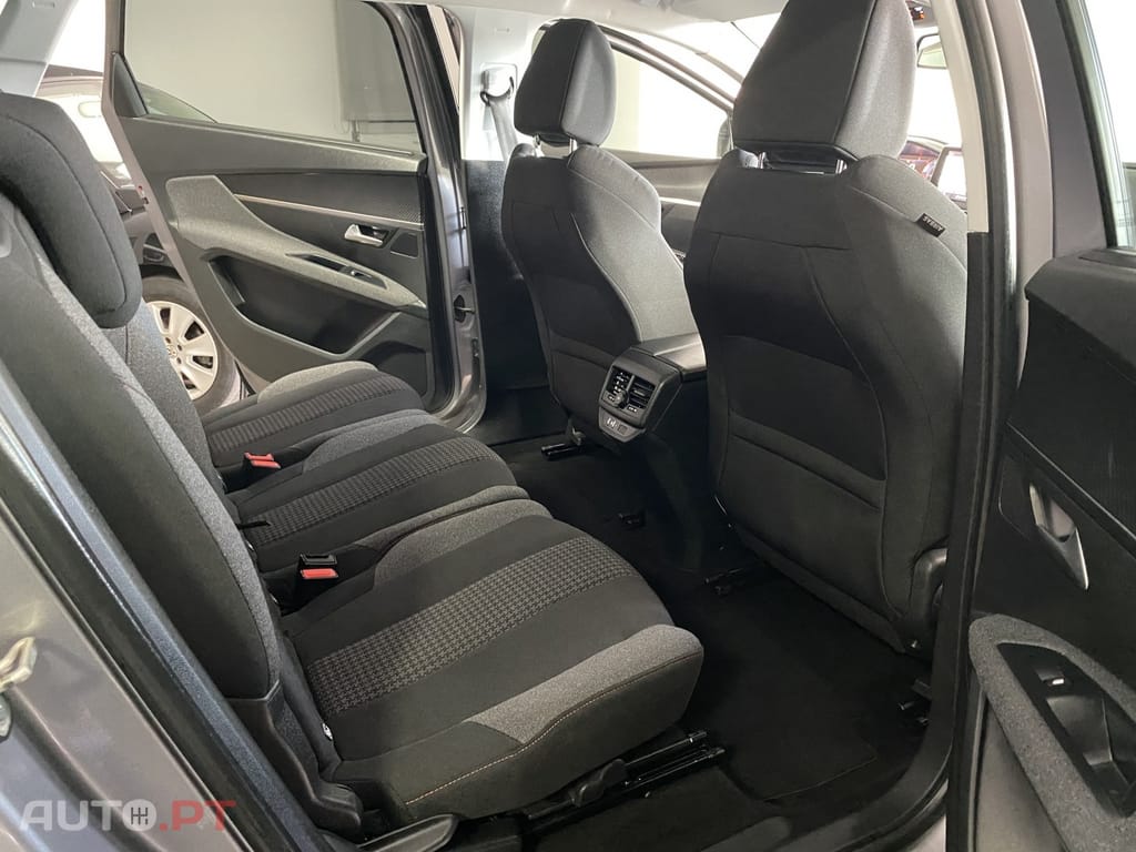Peugeot 5008 1.5 BlueHDi Active Pack