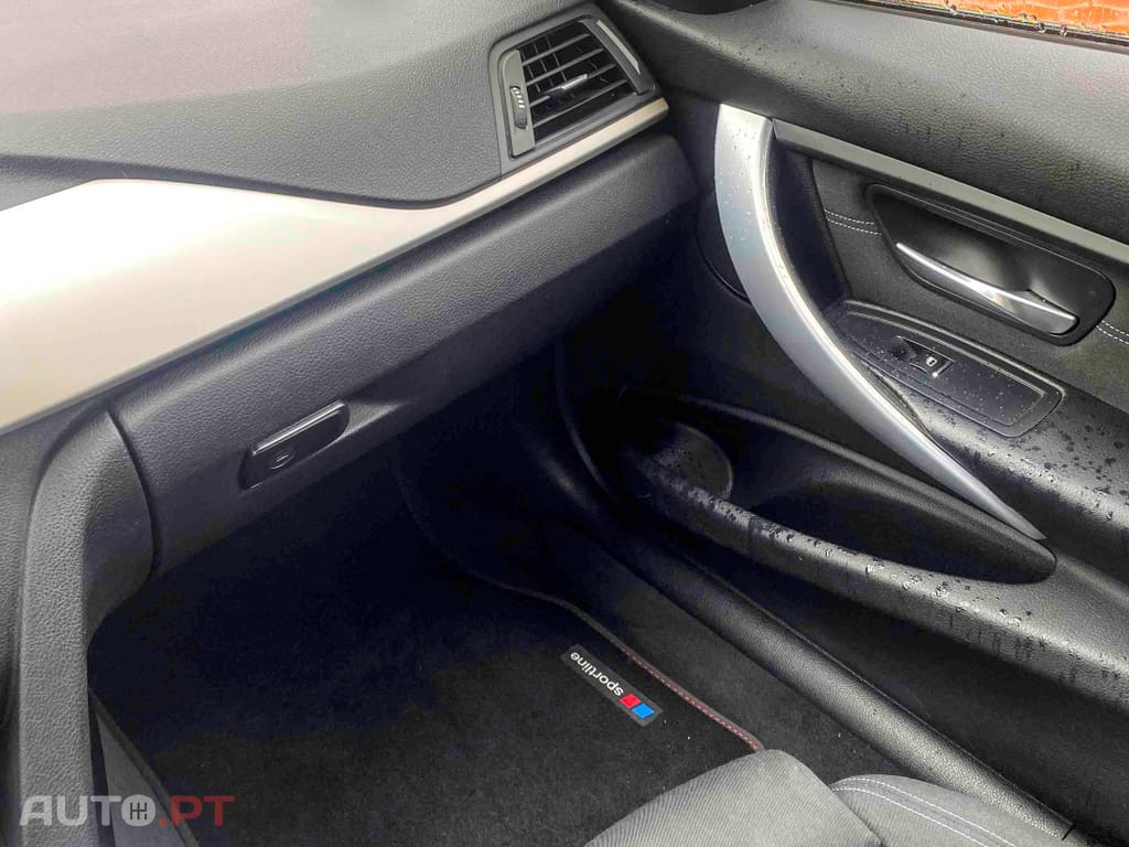 BMW 318 d Touring Line Sport