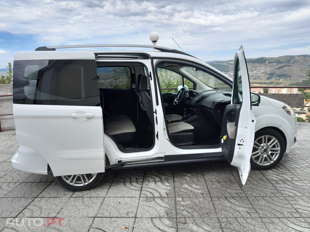 Ford Tourneo Courier