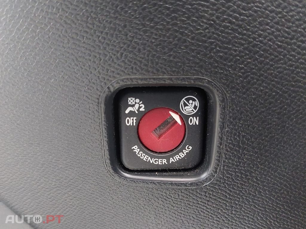 Peugeot 208 1.2 PureTech Active