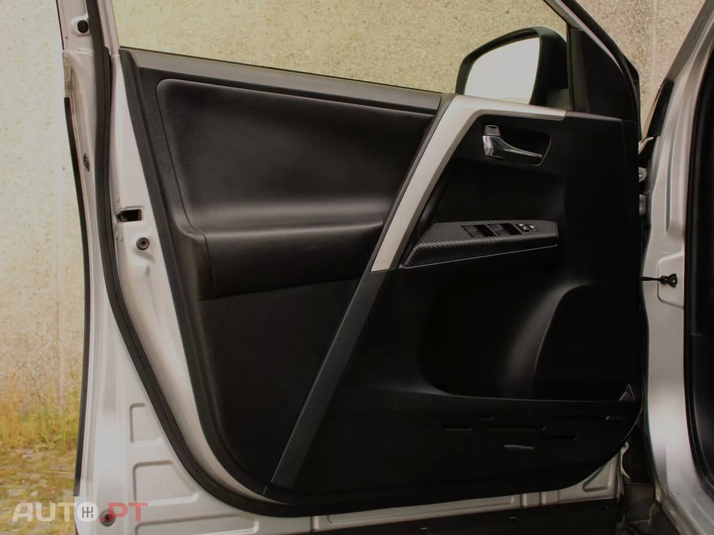 Toyota RAV4 2.0 D-4D Comfort+GPS