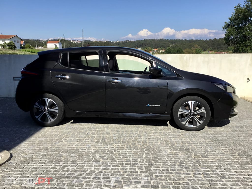 Nissan Leaf 40KwH N-Connecta