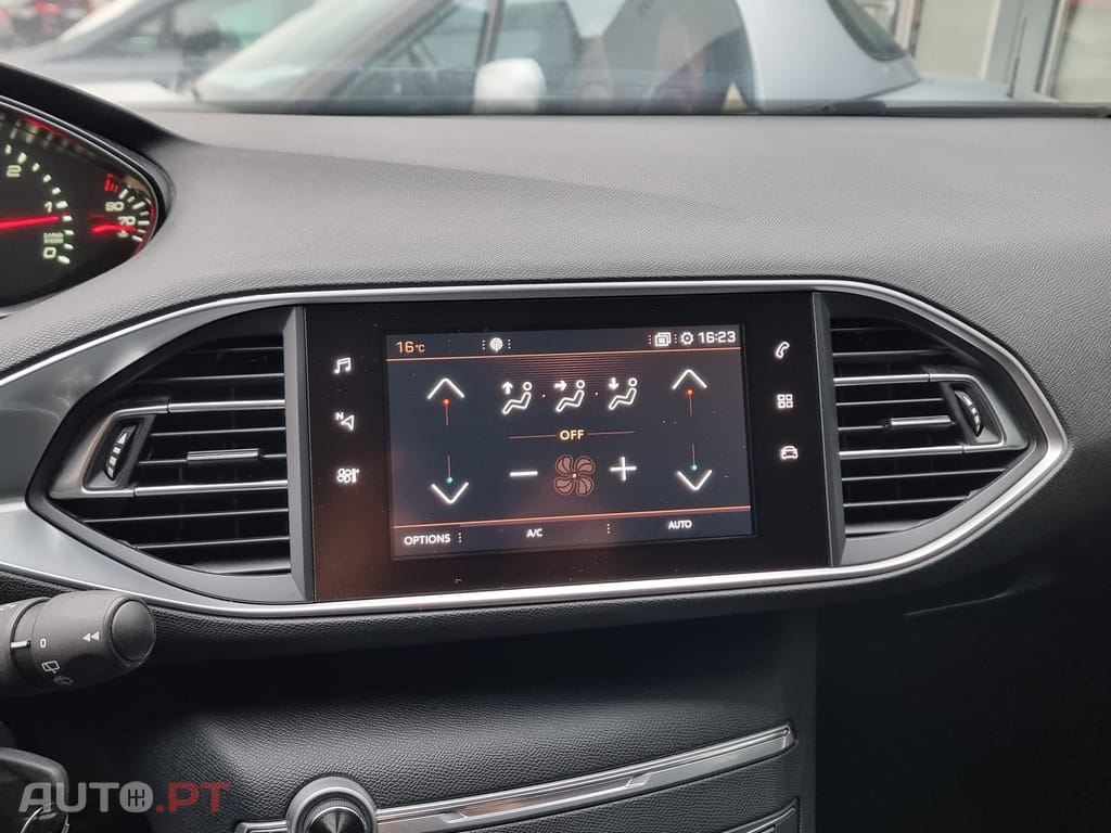 Peugeot 308 1.5 BlueHDi Active