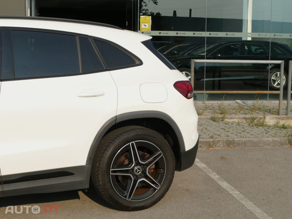 Mercedes-Benz GLA 250 e AMG Line