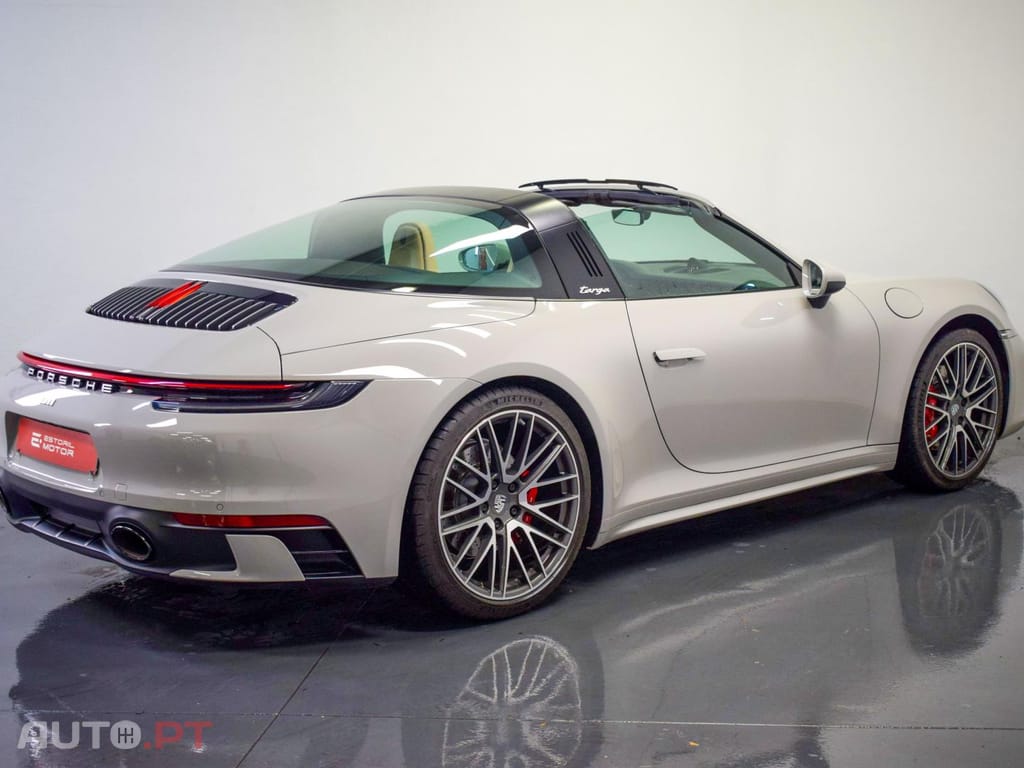 Porsche 911 Targa 4S PDK 992