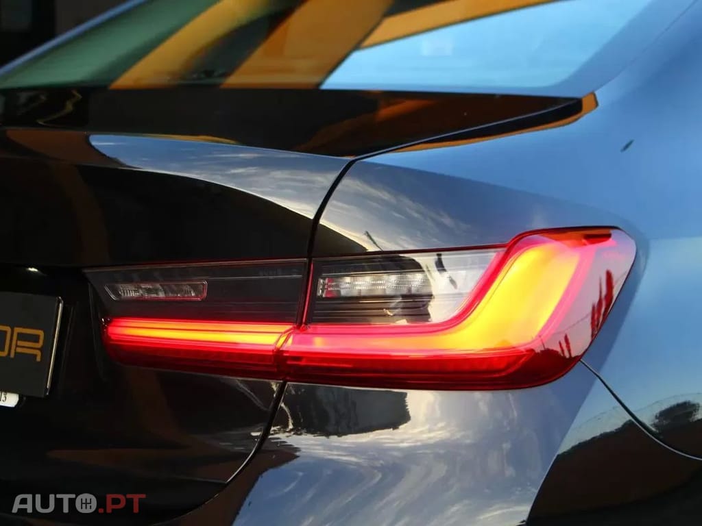 BMW 318 d Line Sport Auto