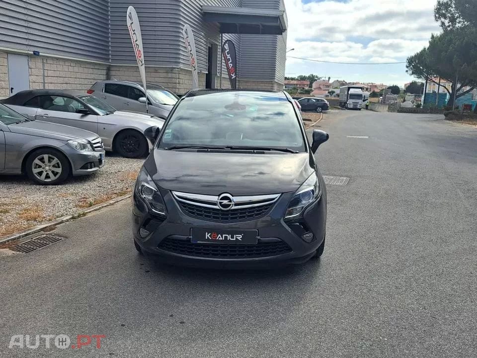 Opel Zafira 1.6 CDTi Cosmo