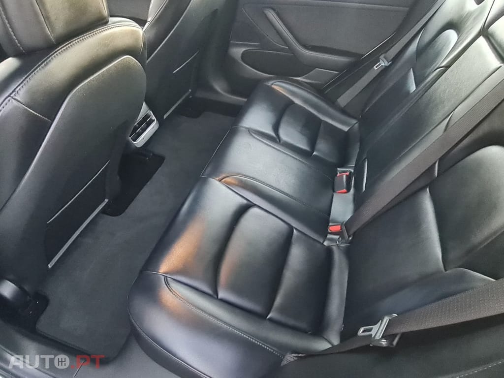 Tesla Model 3 Tração Traseira Premium