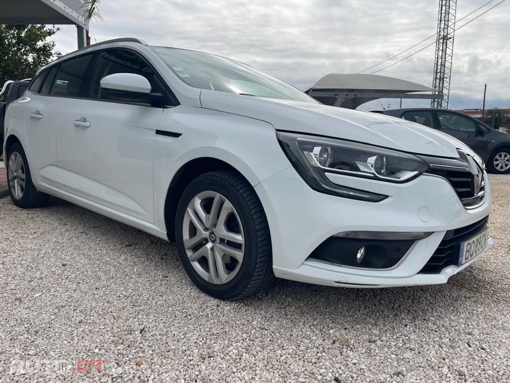 Renault Mégane Sport Tourer 1.5 Blue dCi Intens