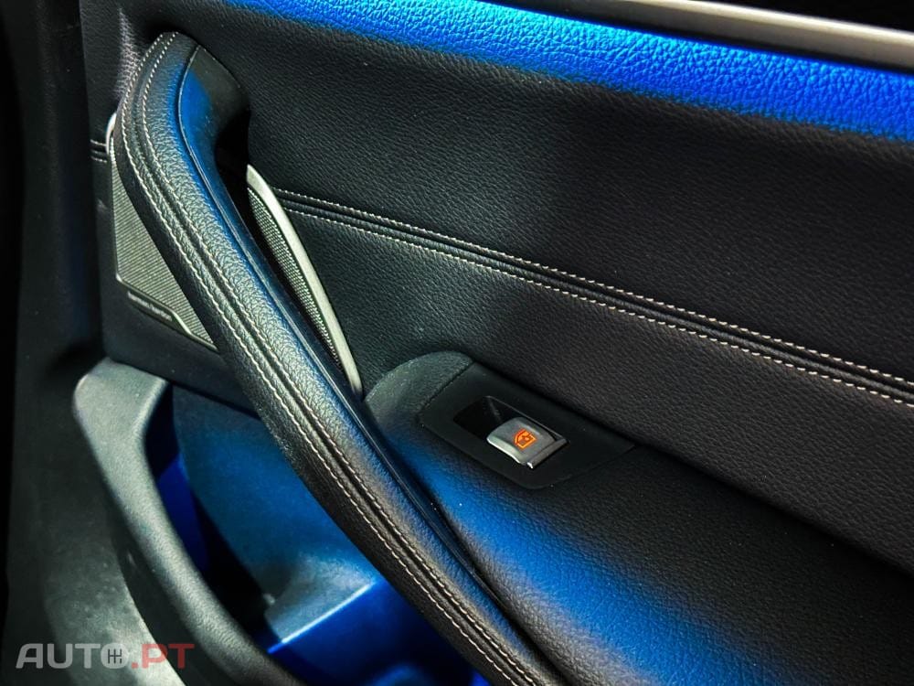 BMW 530 e Pack Desportivo M