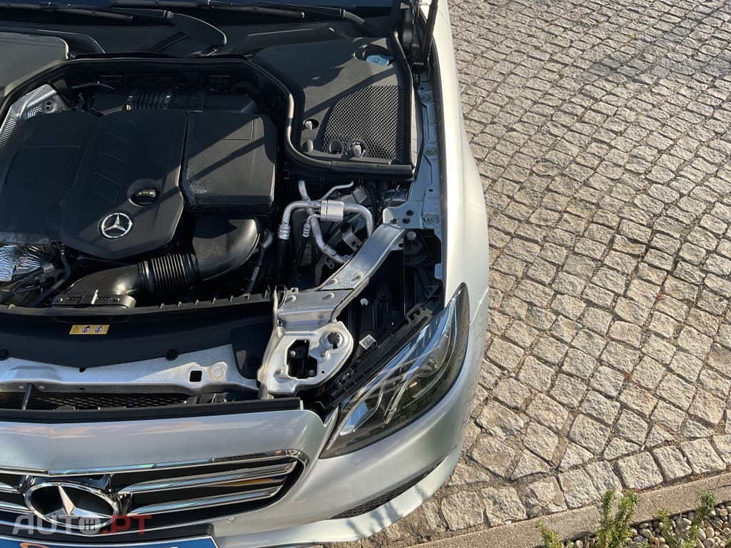 Mercedes-Benz E 220 BlueTEC Avantgarde Auto.
