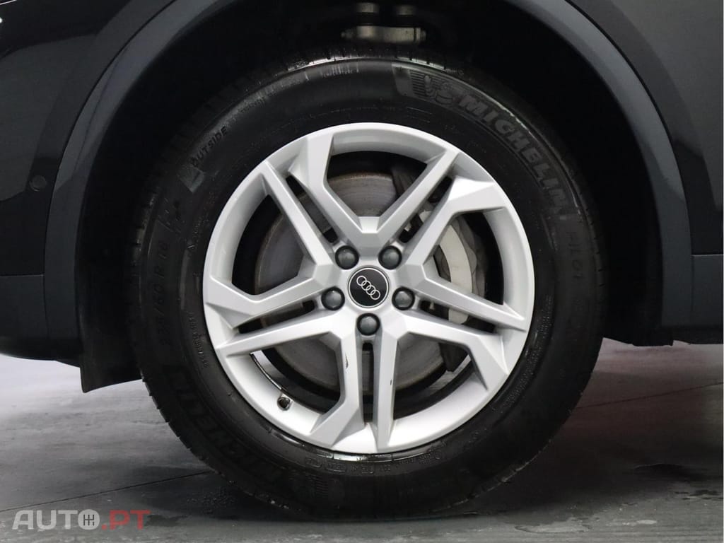 Audi Q5 50 TFSIe quattro S tronic Advance 