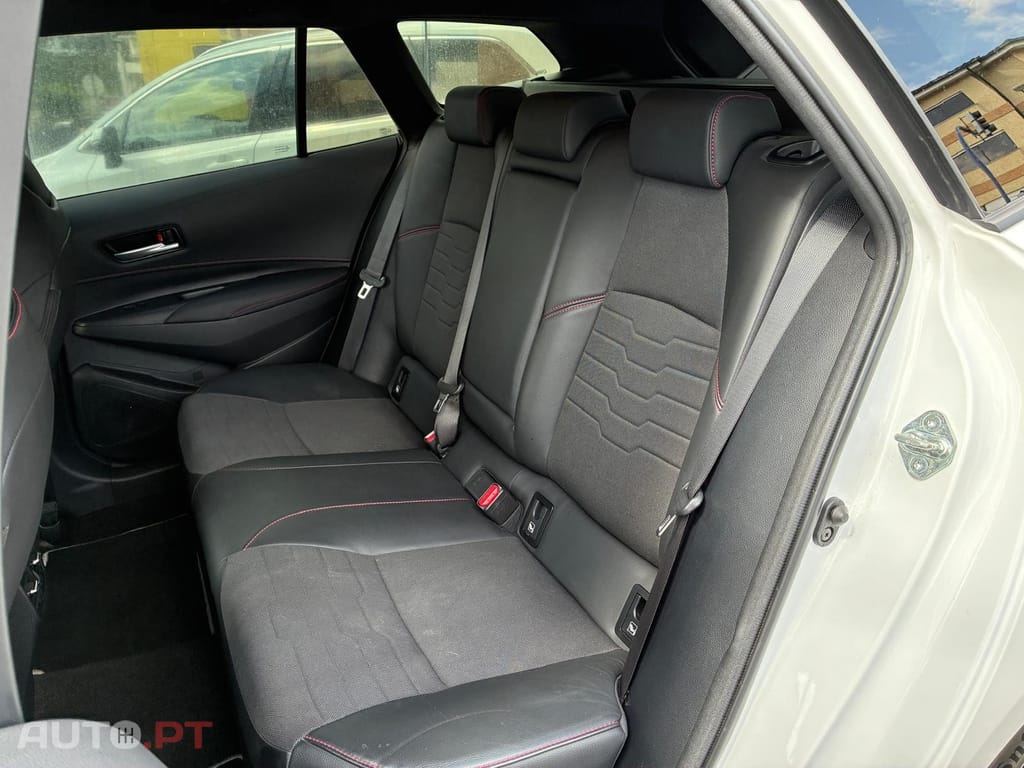Toyota Corolla Touring Sports 1.8 Hybrid Exclusive