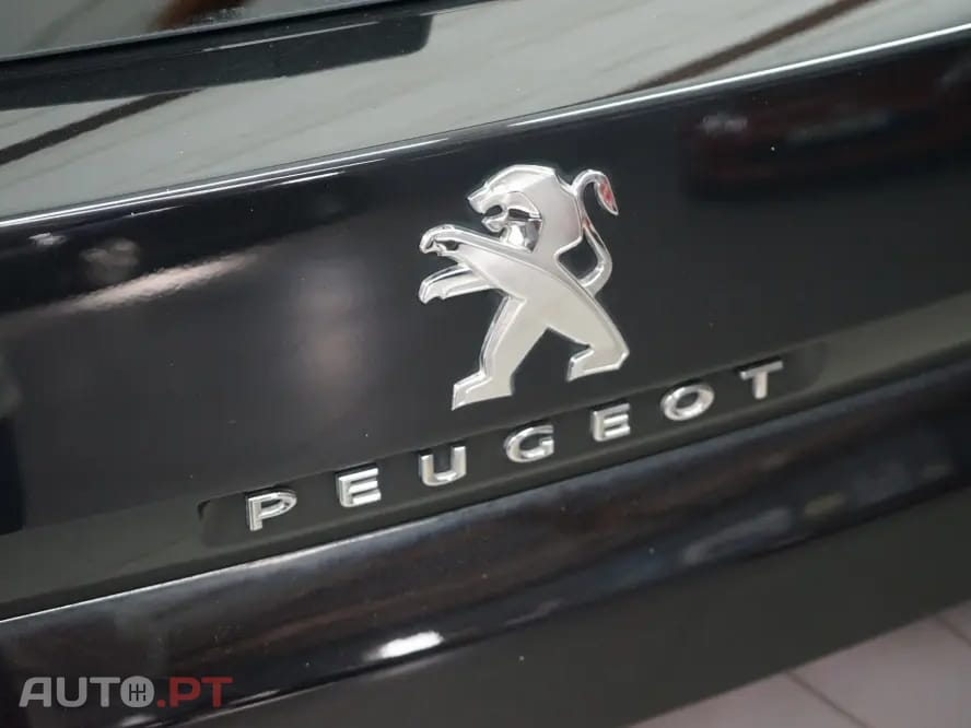 Peugeot 5008 1.2 PureTech Allure Pack