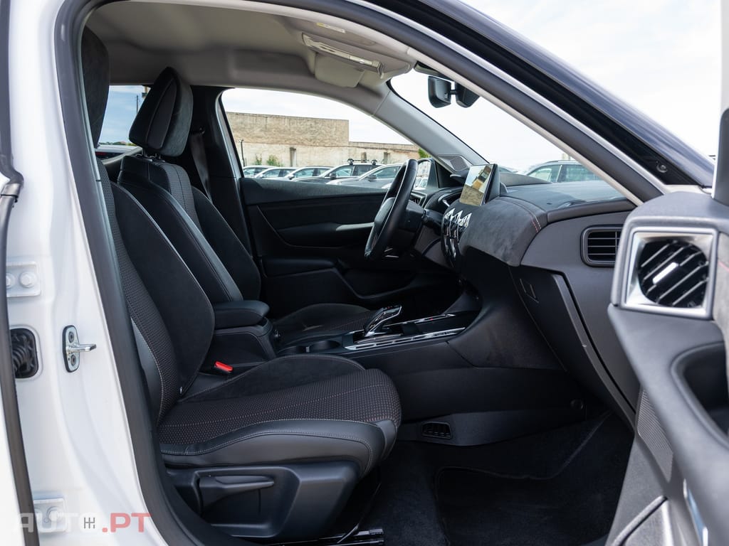 DS DS3 E-Tense Performance Line