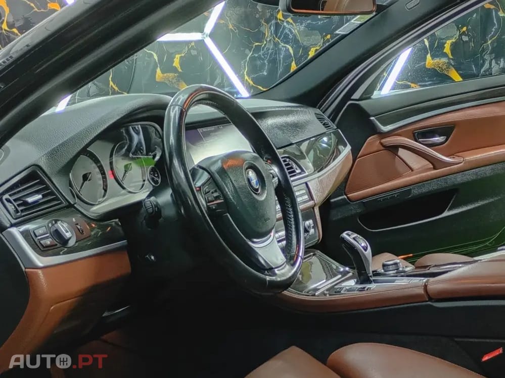 BMW 525 Line Luxury automatico